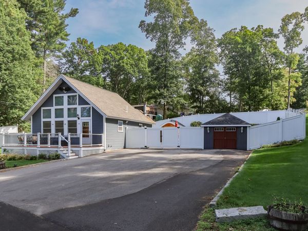 34 Blueberry Circle, Hampstead, NH 03841