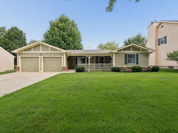2440 Harbor Court , Aurora, IL 60504