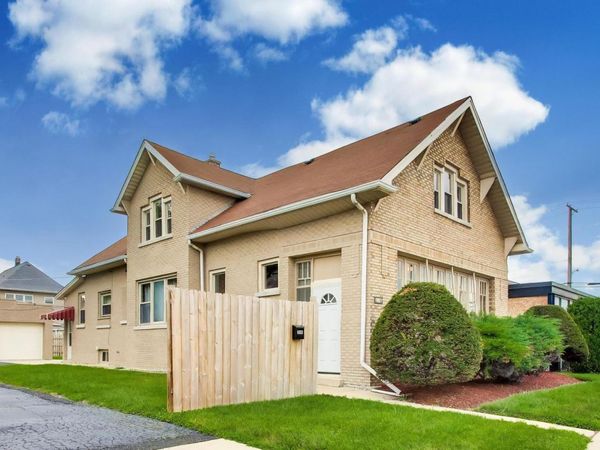 206 25th Avenue , Bellwood, IL 60104