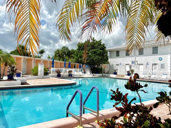 2271 NE 68TH Street, Unit 2028, Fort Lauderdale, FL 33308