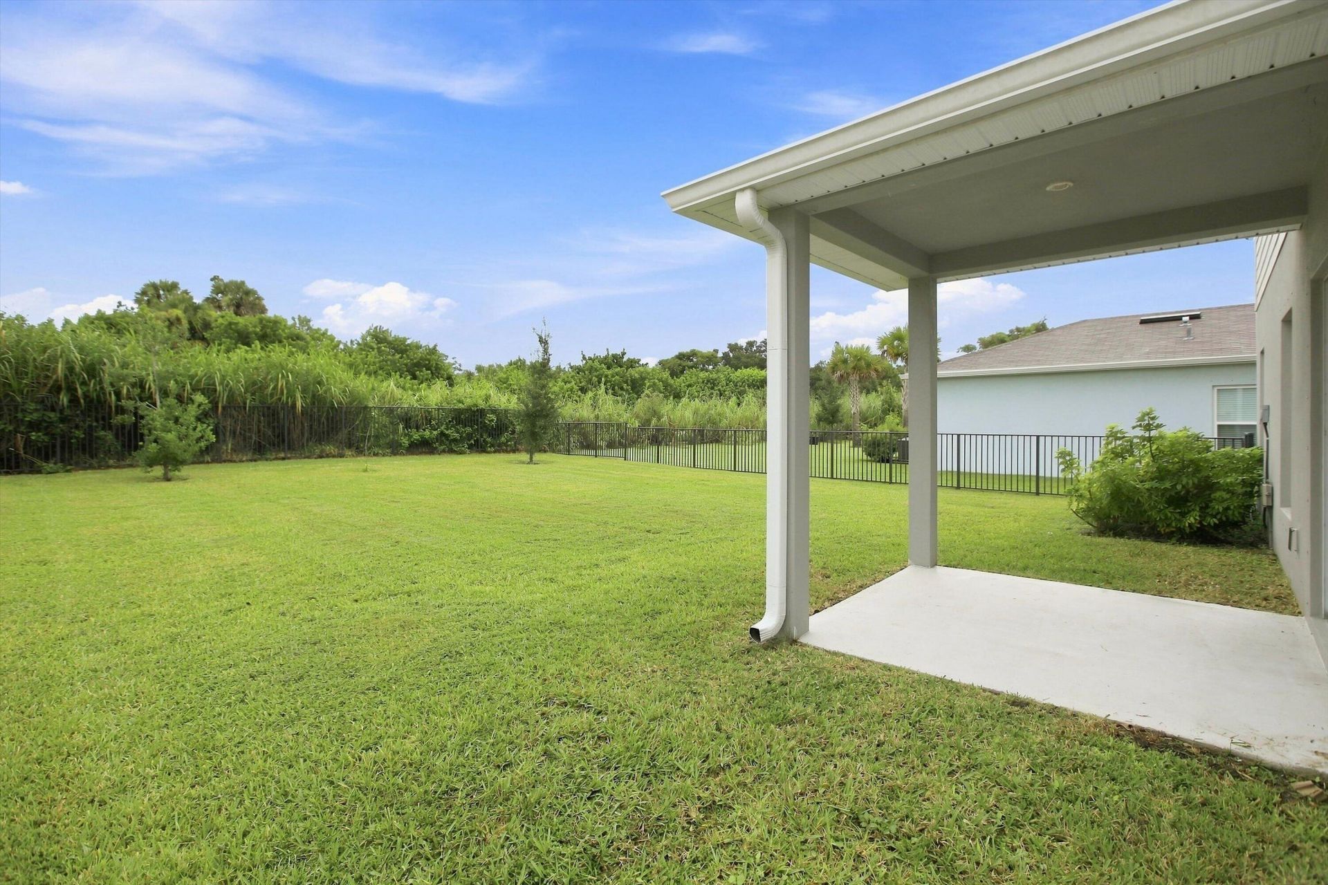 484 Cherimoya Street, Fort Pierce, FL 34981 Photo
