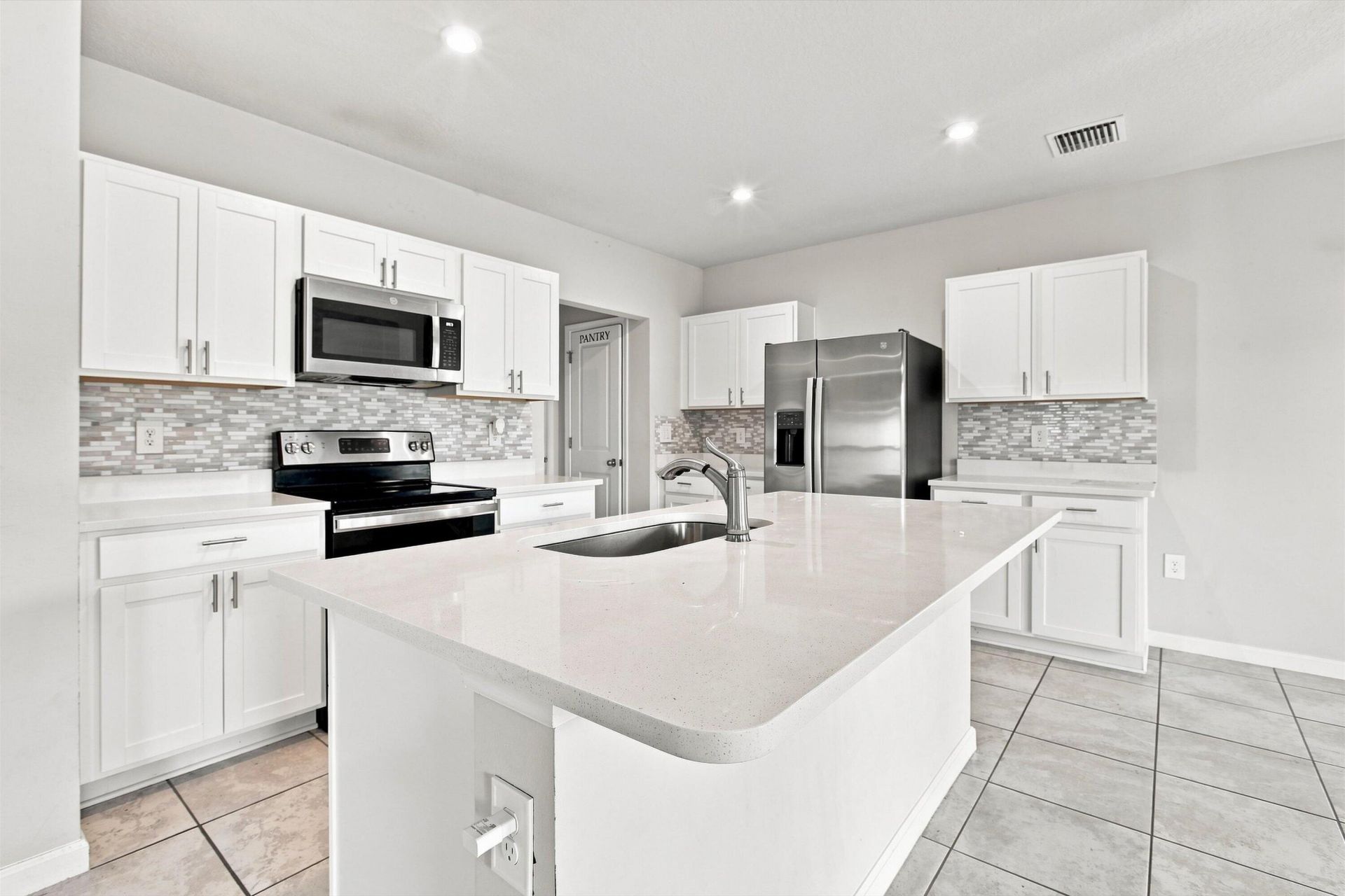 484 Cherimoya Street, Fort Pierce, FL 34981 Photo
