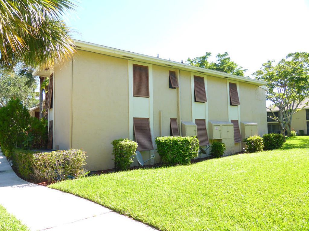 3939 NE 5th Avenue, Unit A208, Boca Raton, FL 33431 Photo