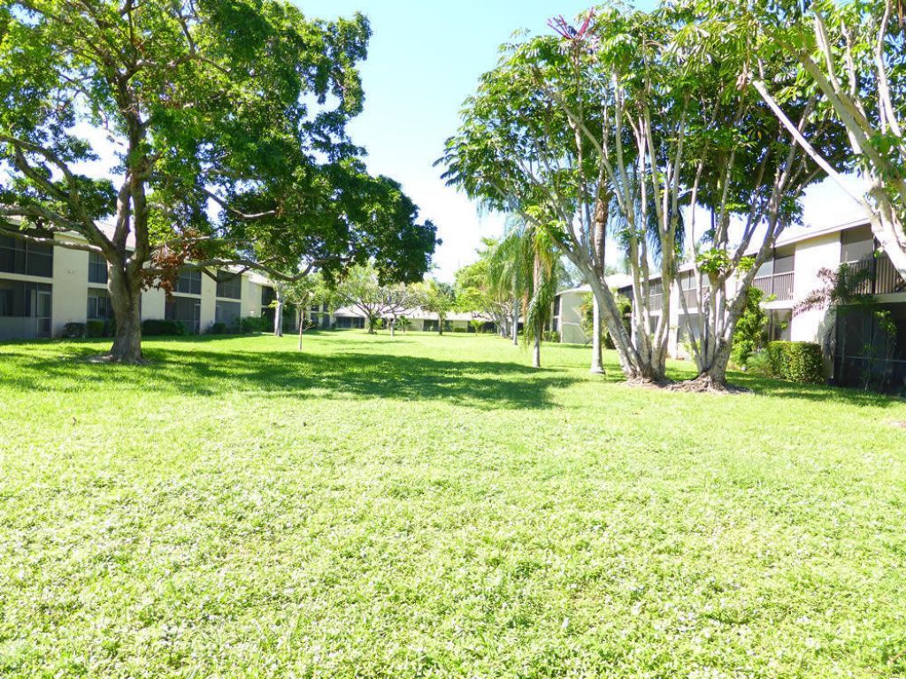 3939 NE 5th Avenue, Unit A208, Boca Raton, FL 33431 Photo