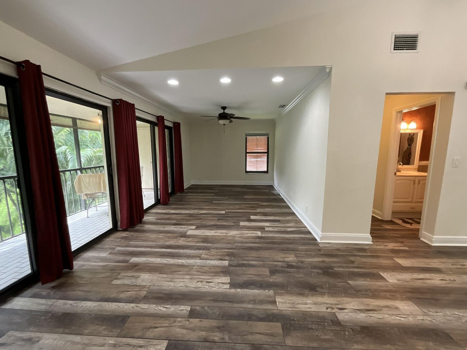 3939 NE 5th Avenue, Unit A208, Boca Raton, FL 33431 Photo