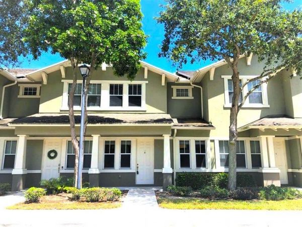 499 Corte Madera Lane, Unit 4, West Palm Beach, FL 33401