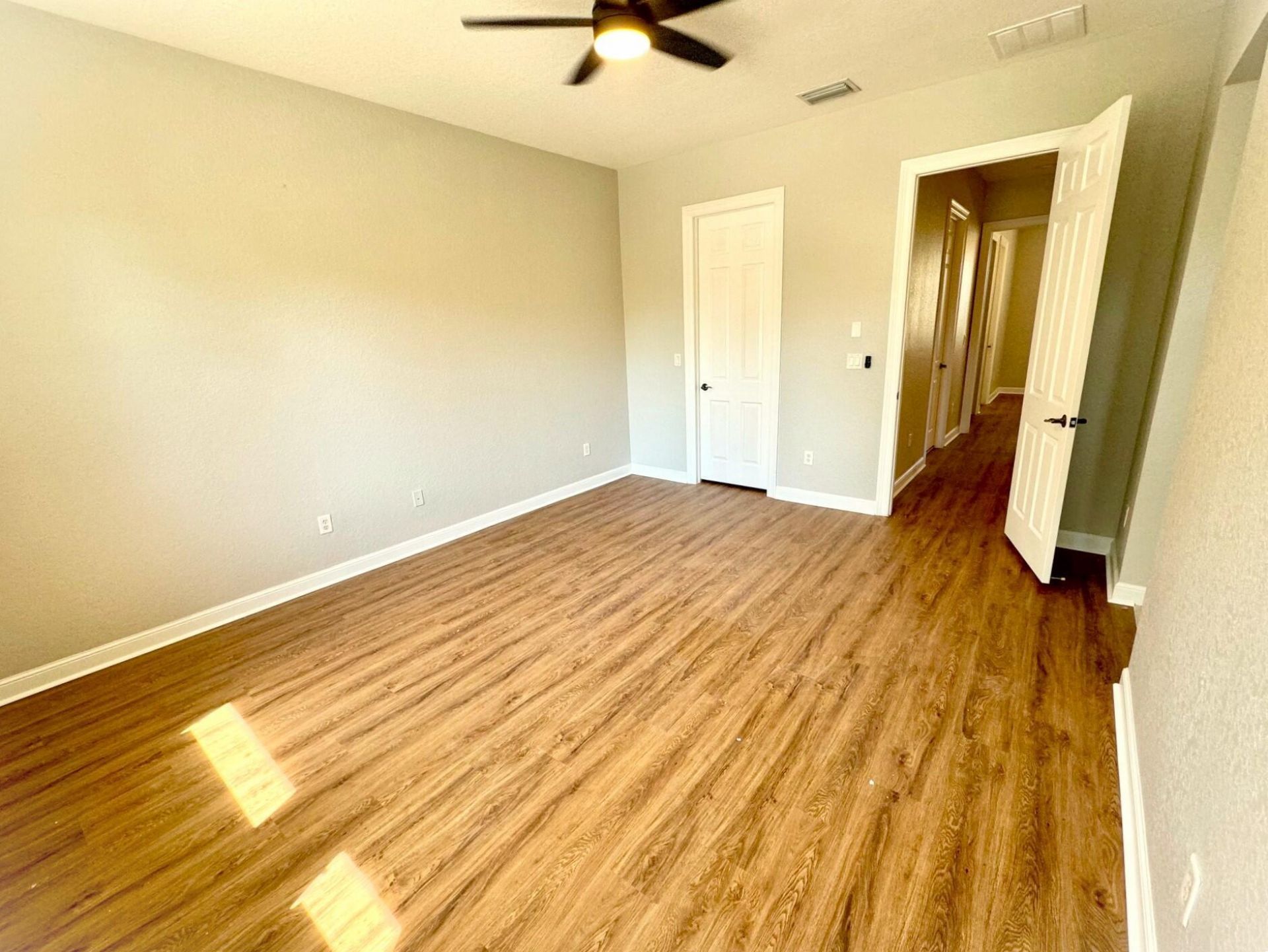 499 Corte Madera Lane, Unit 4, West Palm Beach, FL 33401 Photo
