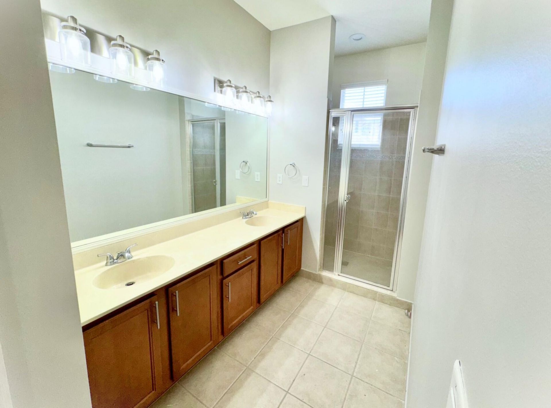 499 Corte Madera Lane, Unit 4, West Palm Beach, FL 33401 Photo