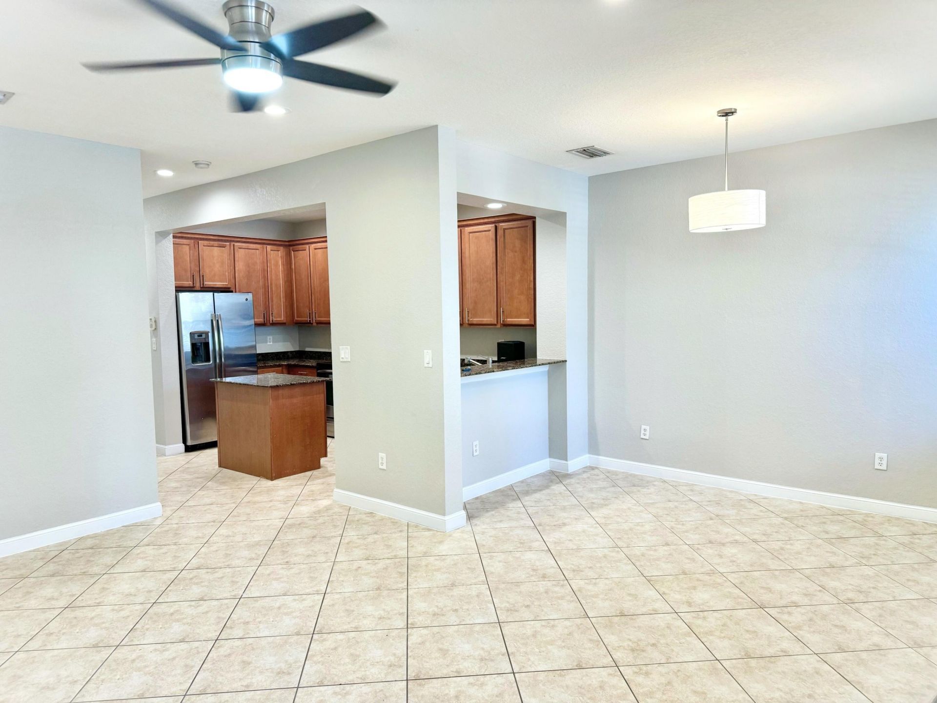 499 Corte Madera Lane, Unit 4, West Palm Beach, FL 33401 Photo