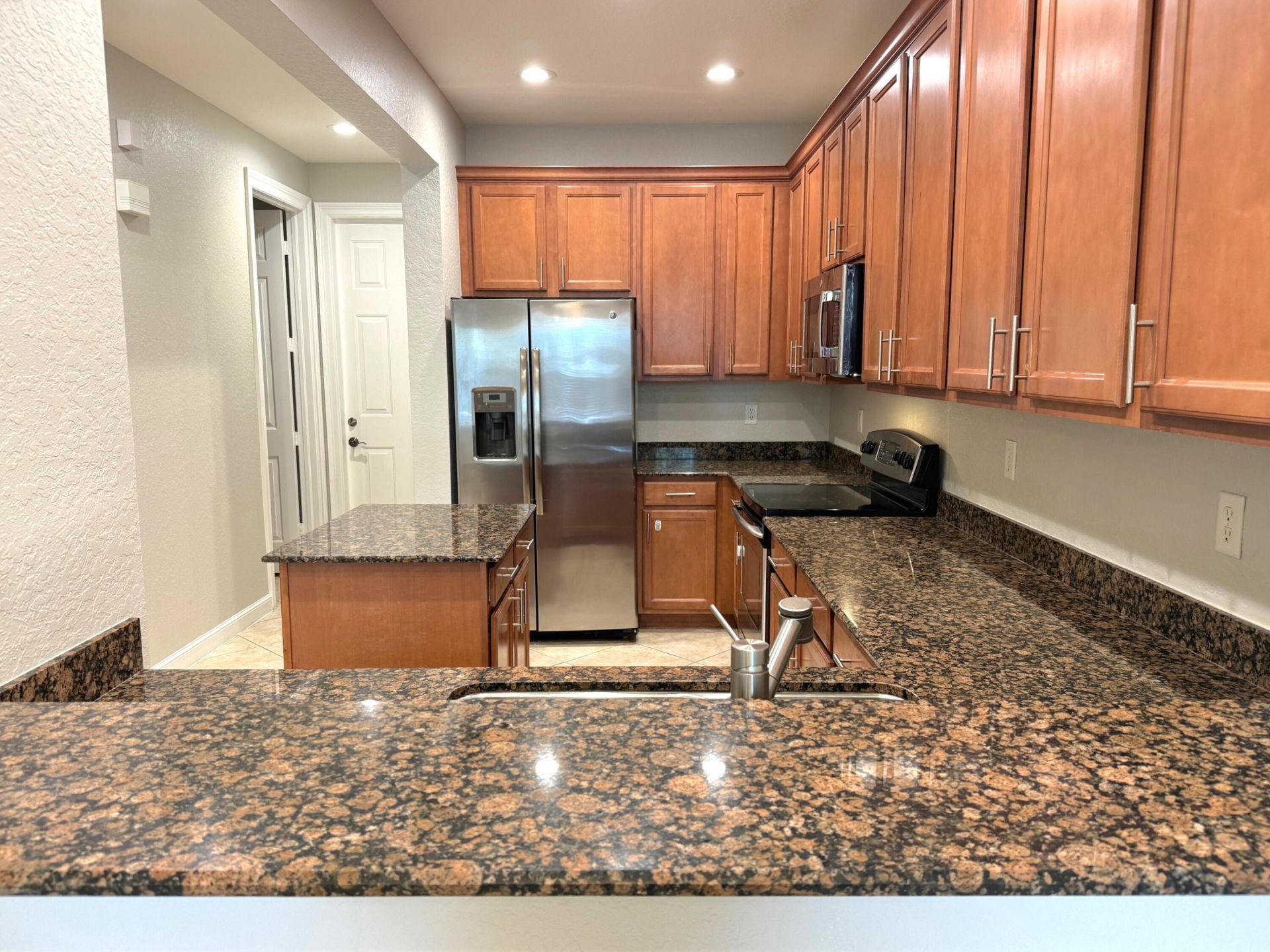 499 Corte Madera Lane, Unit 4, West Palm Beach, FL 33401 Photo
