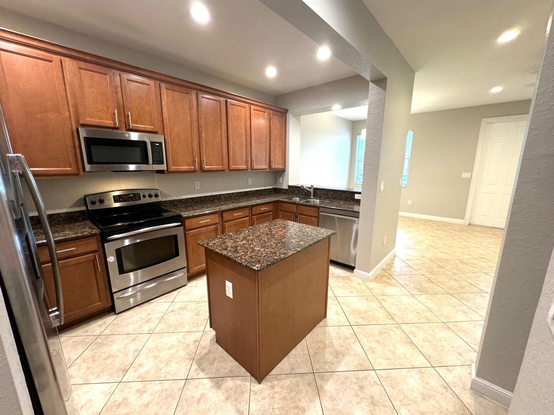499 Corte Madera Lane, Unit 4, West Palm Beach, FL 33401 Photo