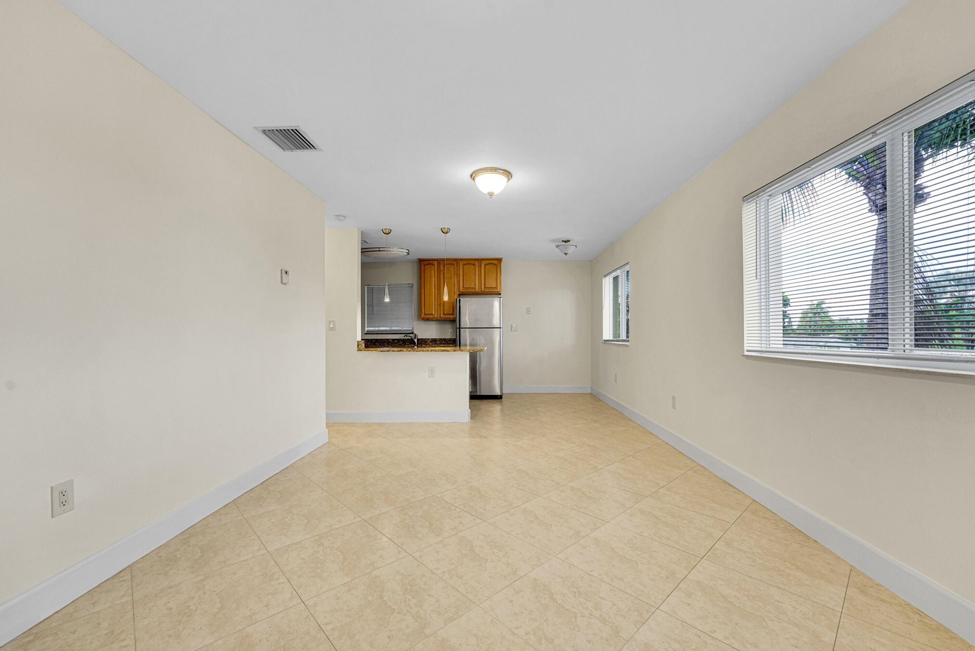 410 SW 15th Street, Unit 202, Pompano Beach, FL 33060 Photo