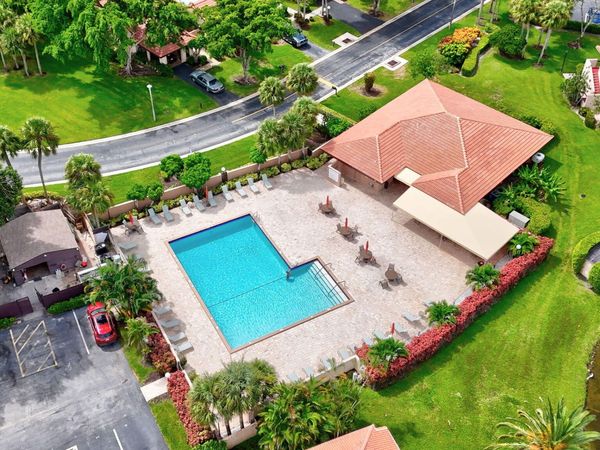 9272 Vista Del Lago, Unit 28F, Boca Raton, FL 33428