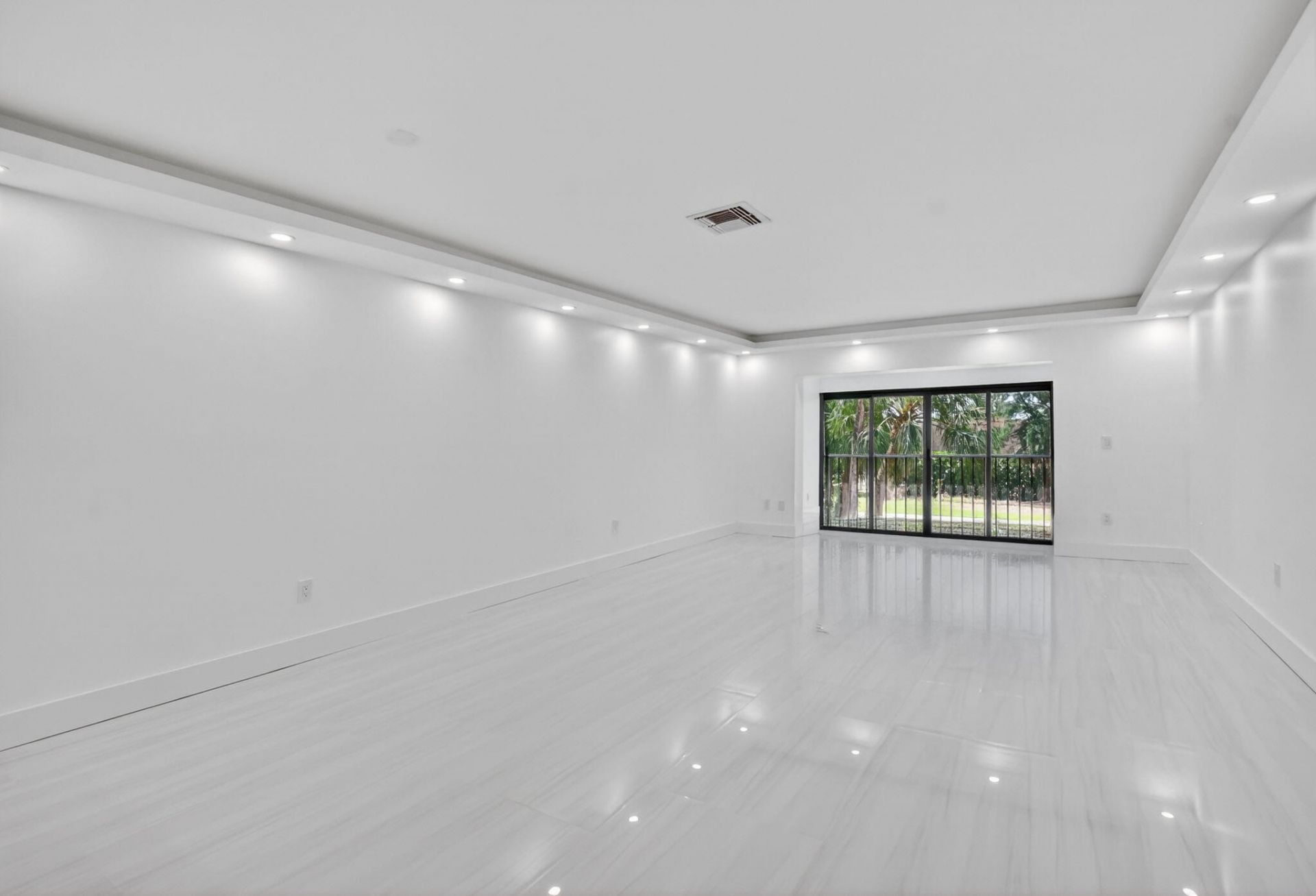 9272 Vista Del Lago, Unit 28F, Boca Raton, FL 33428 Photo