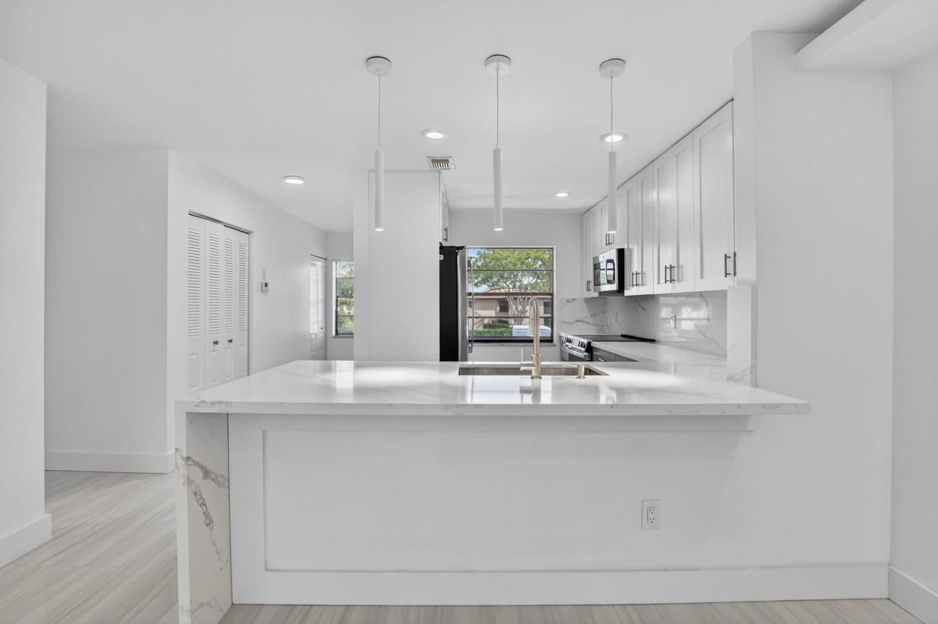 9272 Vista Del Lago, Unit 28F, Boca Raton, FL 33428 Photo