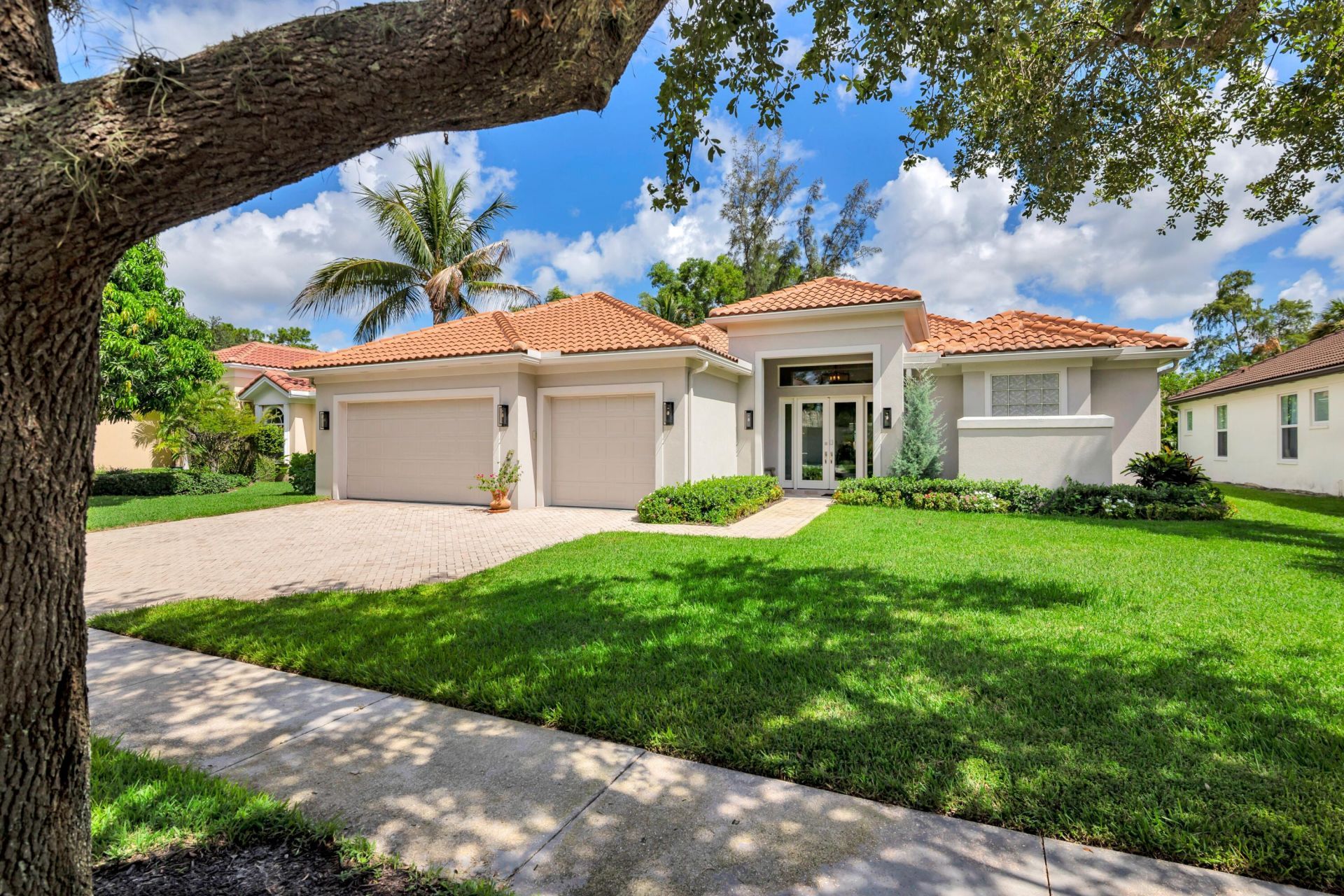 1754 Flagler Manor Circle, West Palm Beach, FL 33411 Photo