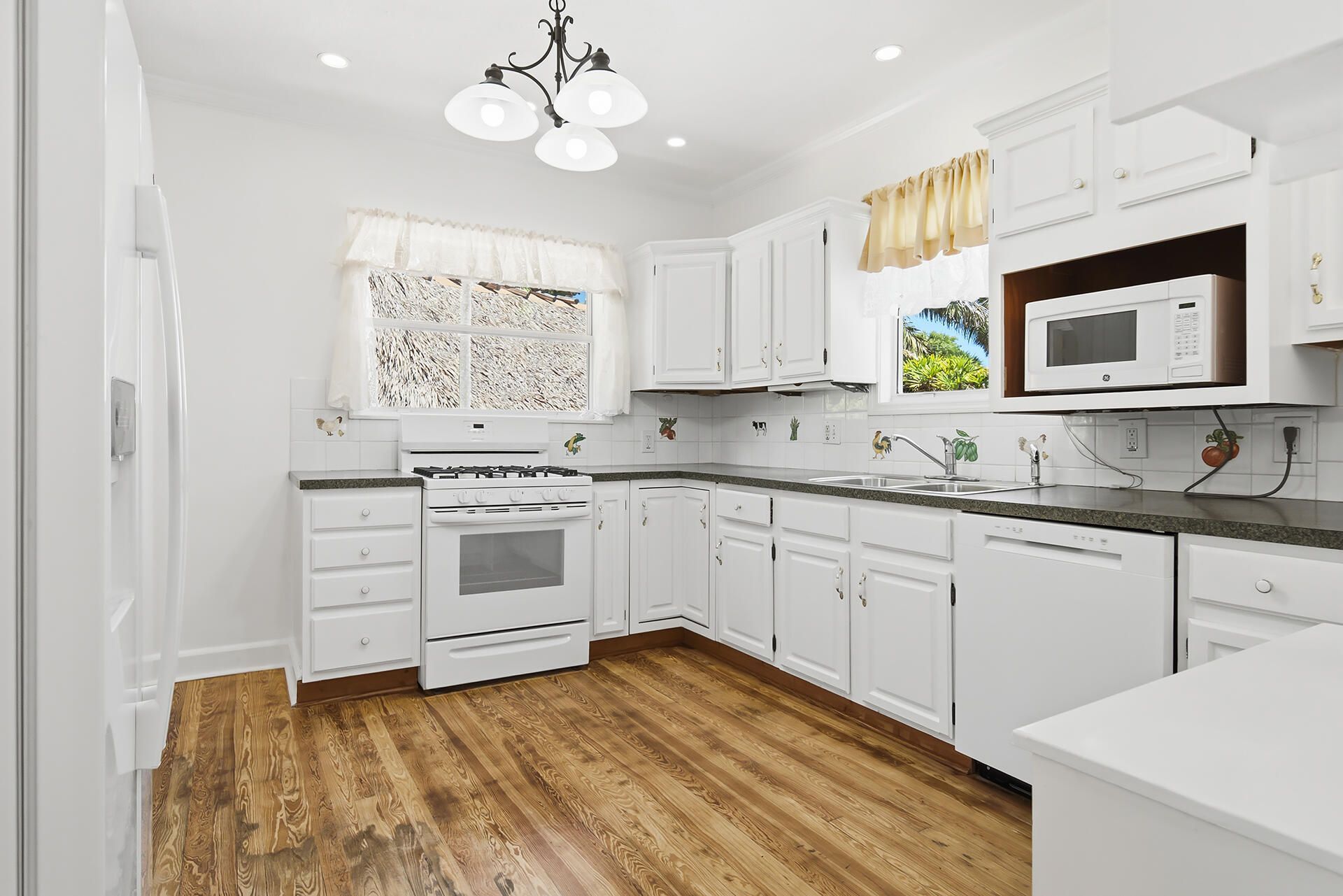 1424 S Palmway, Lake Worth Beach, FL 33460 Photo