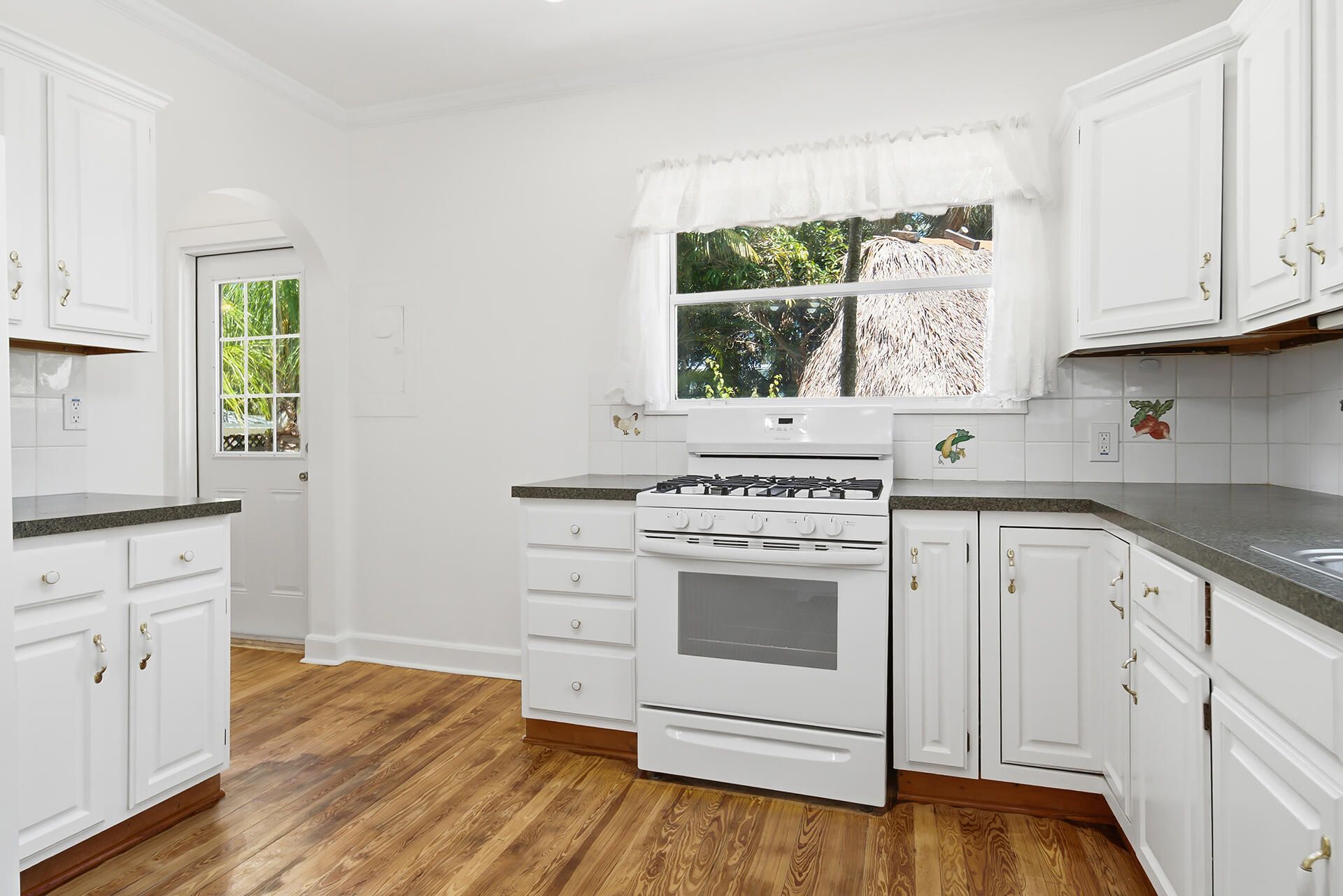 1424 S Palmway, Lake Worth Beach, FL 33460 Photo
