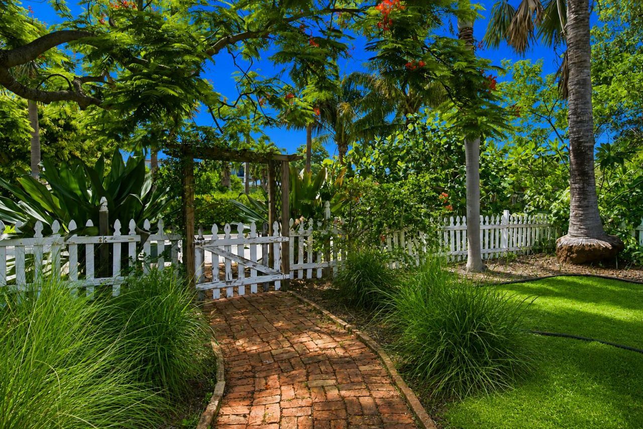1424 S Palmway, Lake Worth Beach, FL 33460 Photo