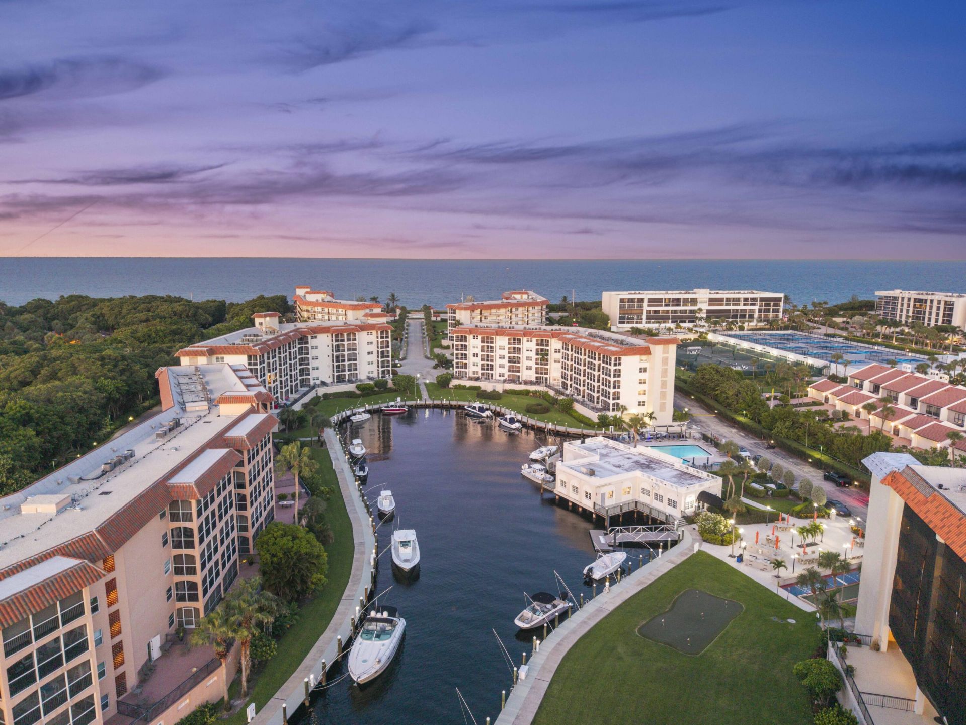 2871 N Ocean Boulevard, Unit D406, Boca Raton, FL 33431 Photo