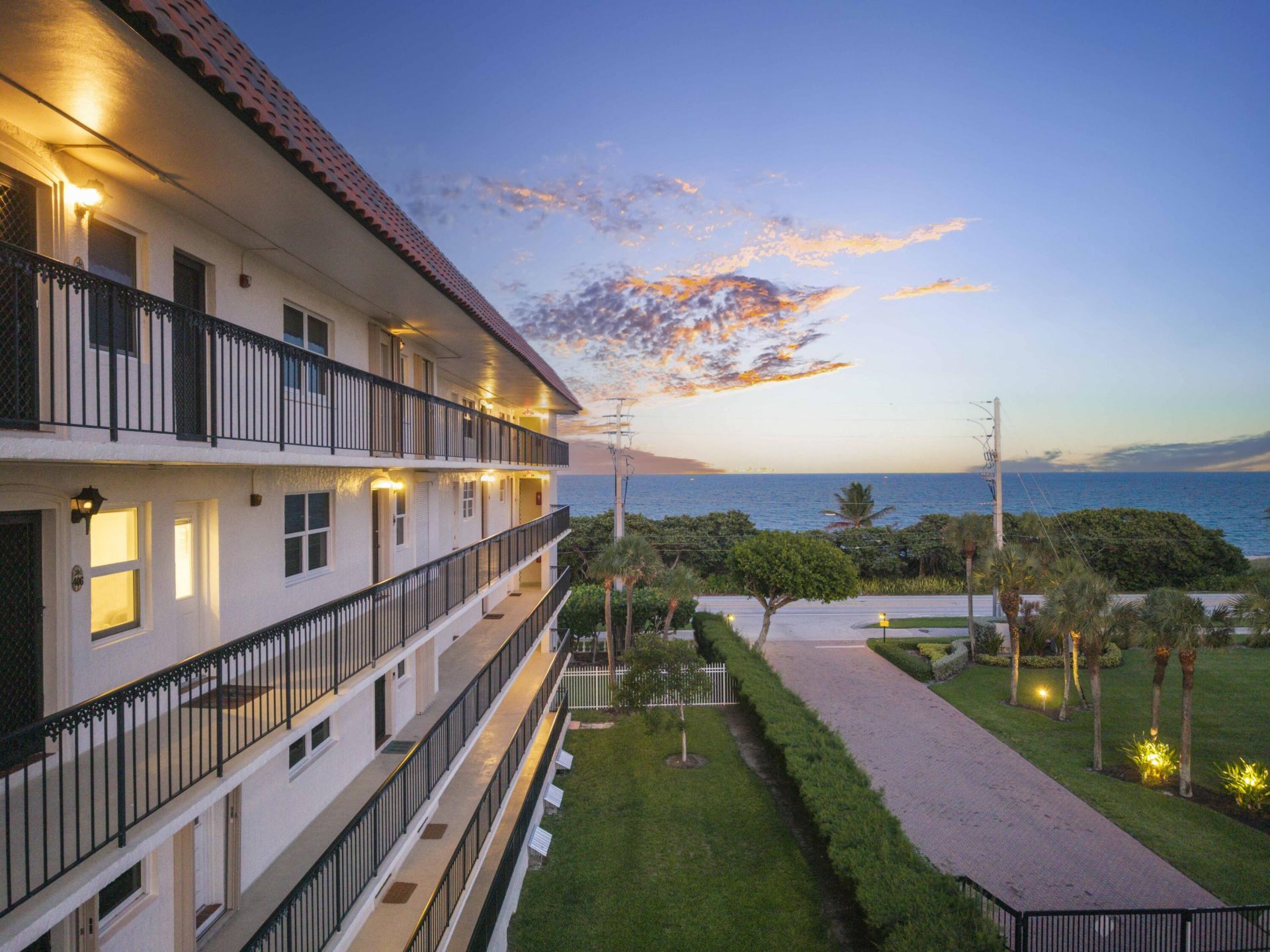 2871 N Ocean Boulevard, Unit D406, Boca Raton, FL 33431 Photo