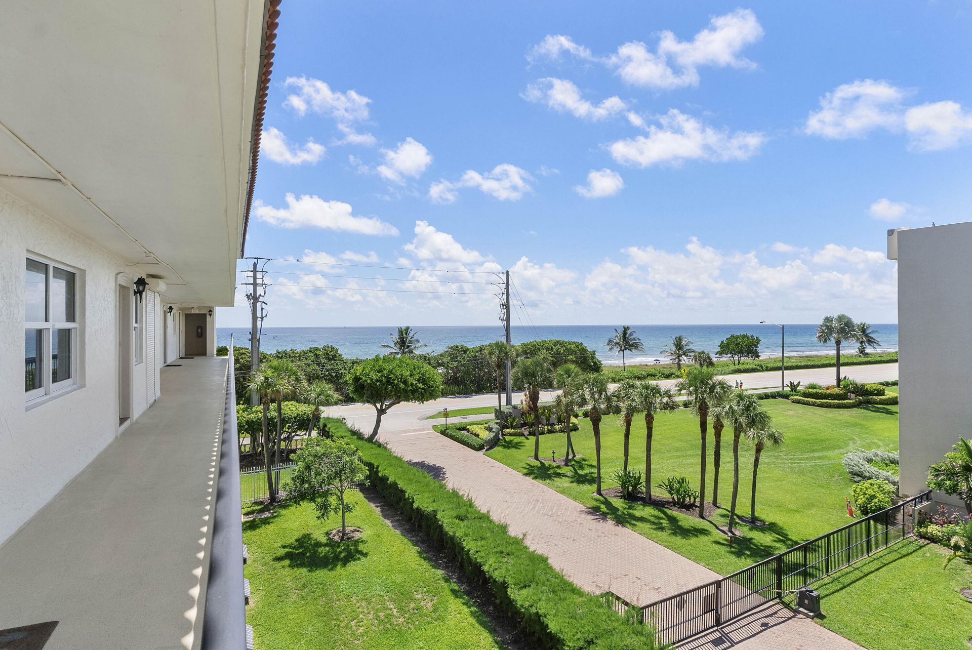 2871 N Ocean Boulevard, Unit D406, Boca Raton, FL 33431 Photo