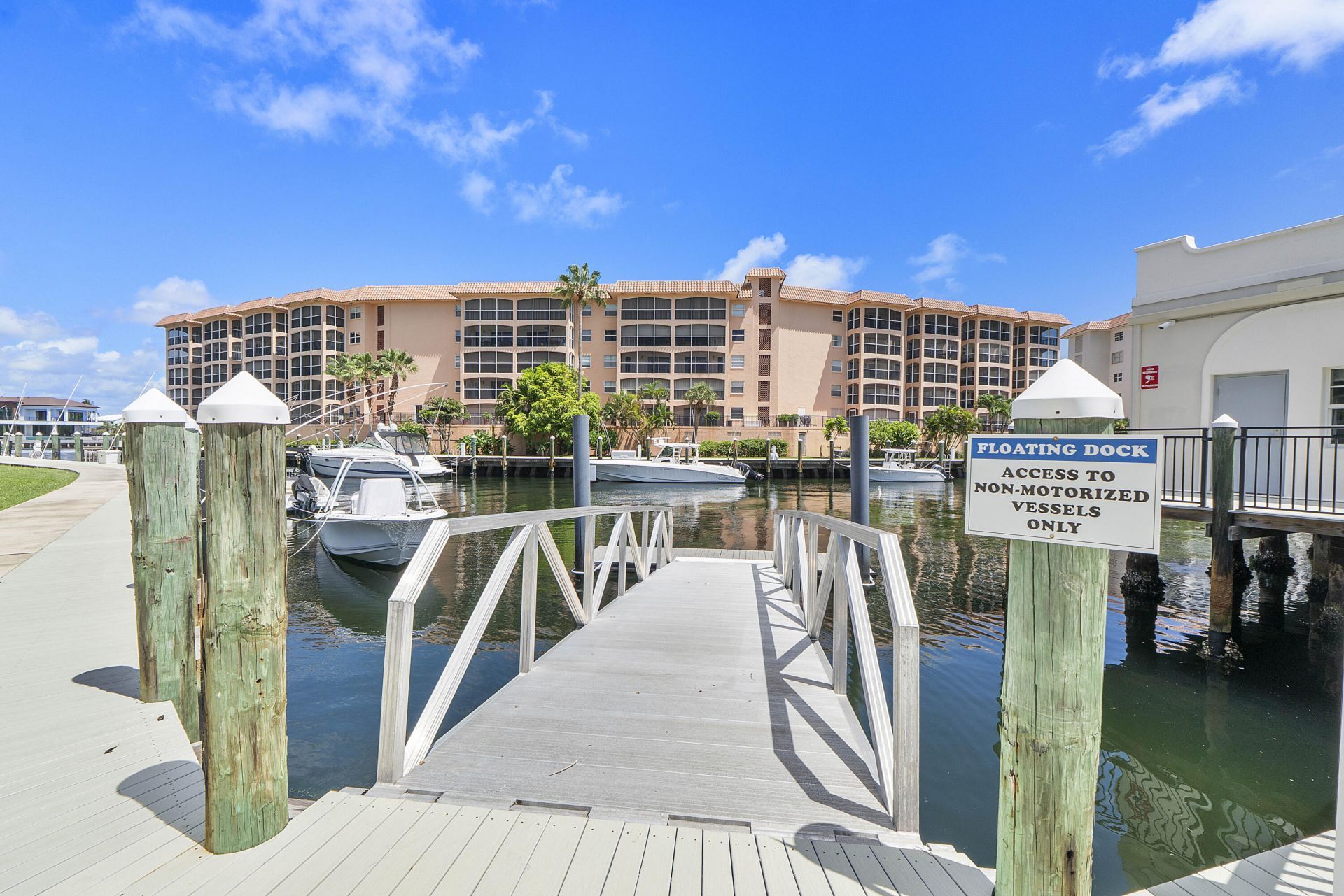 2871 N Ocean Boulevard, Unit D406, Boca Raton, FL 33431 Photo