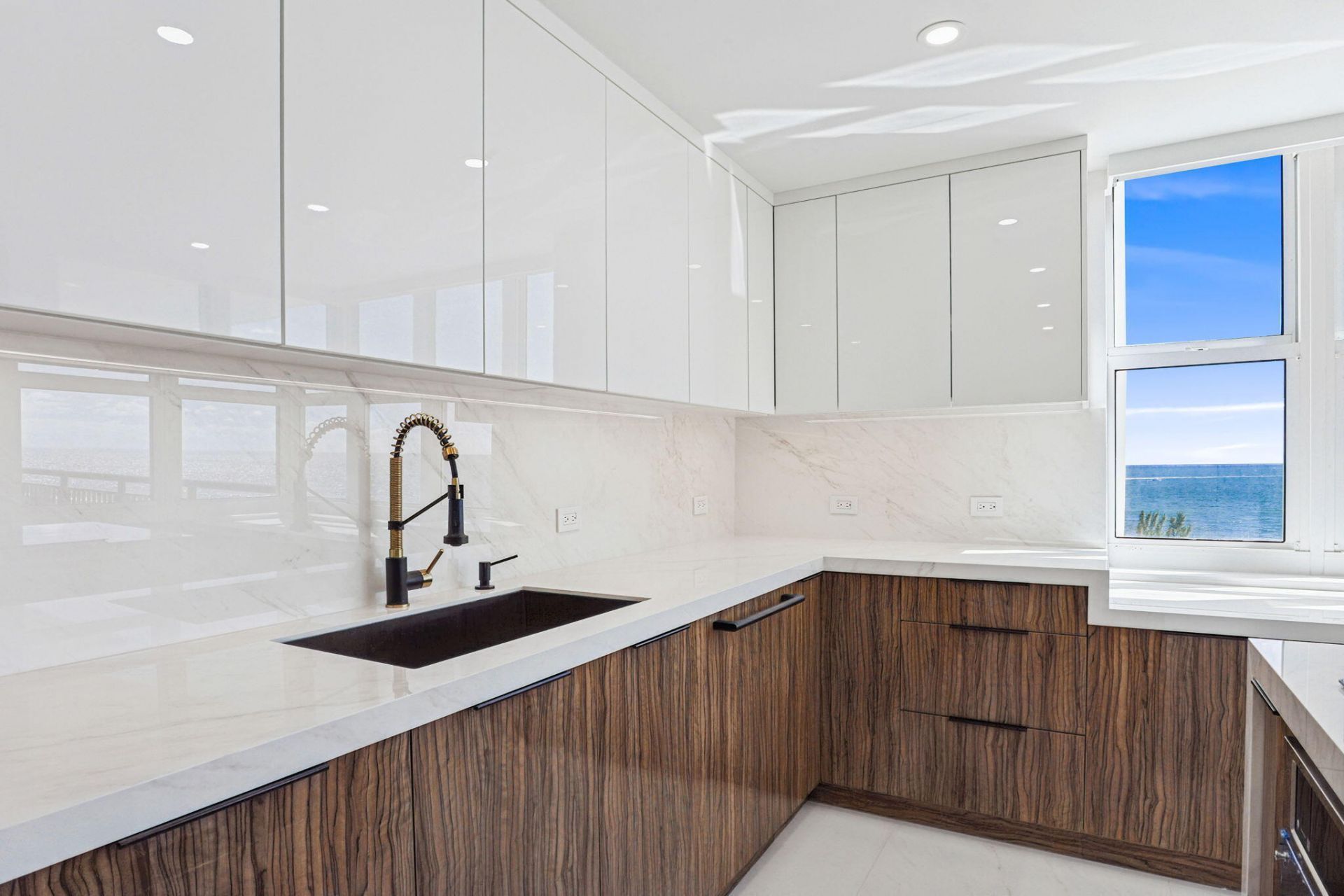 2000 S Ocean Boulevard, Unit 6E, Boca Raton, FL 33432 Photo