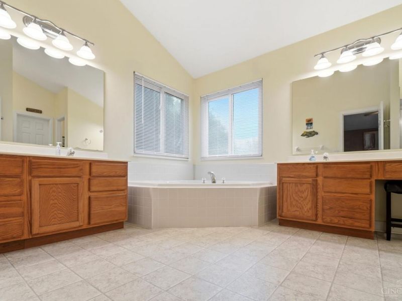 971 Caribou Run Lane, Miami Township, OH 45150 Photo 30