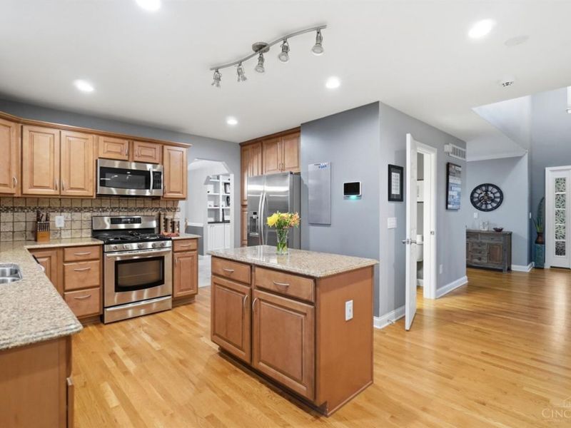 971 Caribou Run Lane, Miami Township, OH 45150 Photo 4