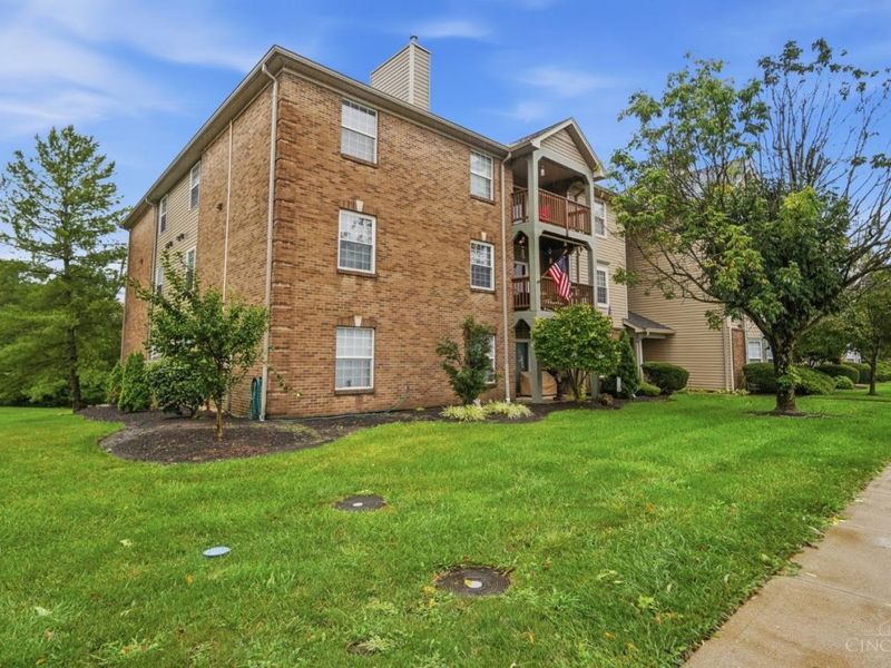 4941 N Arbor Woods Court, Unit 203, Green Township, OH 45248 Photo 4