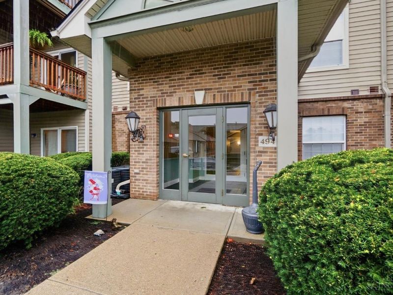 4941 N Arbor Woods Court, Unit 203, Green Township, OH 45248 Photo 5