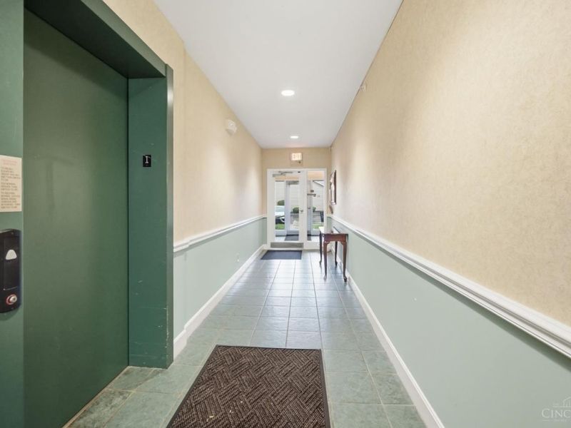 4941 N Arbor Woods Court, Unit 203, Green Township, OH 45248 Photo 9