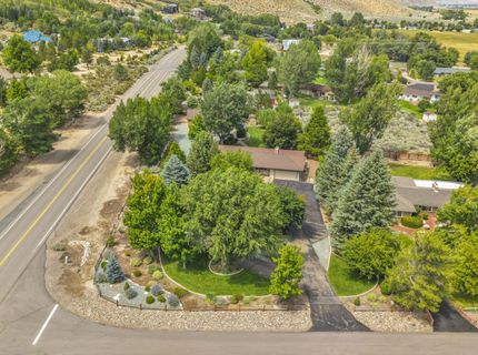 274 Beverly Way, Gardnerville, NV 89460 Photo