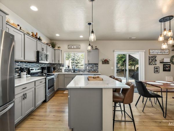 3218 S Veneto Pl, Meridian, ID 83642