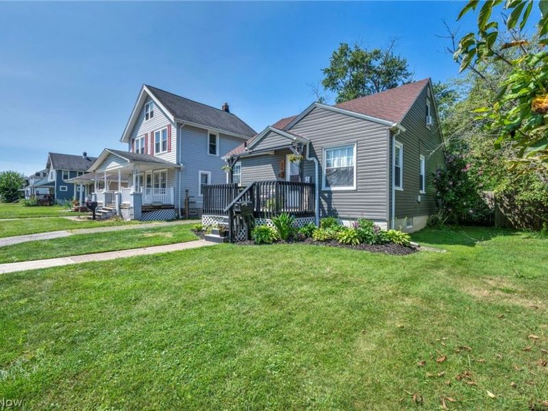 166 Brandtson Avenue, Elyria, OH 44035 Photo 3