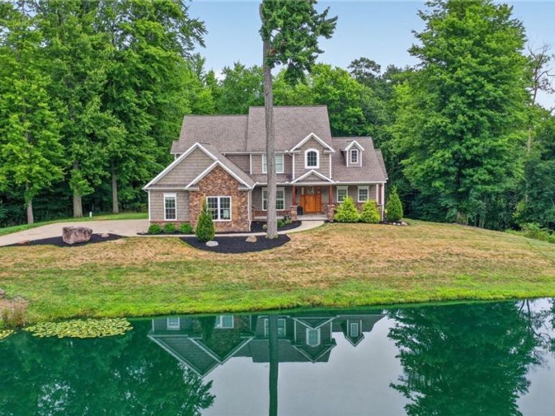 9609 Cliffview Street NW, Clinton, OH 44216 Photo 1