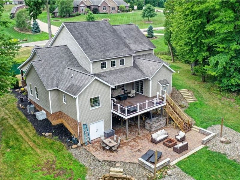 9609 Cliffview Street NW, Clinton, OH 44216 Photo 5