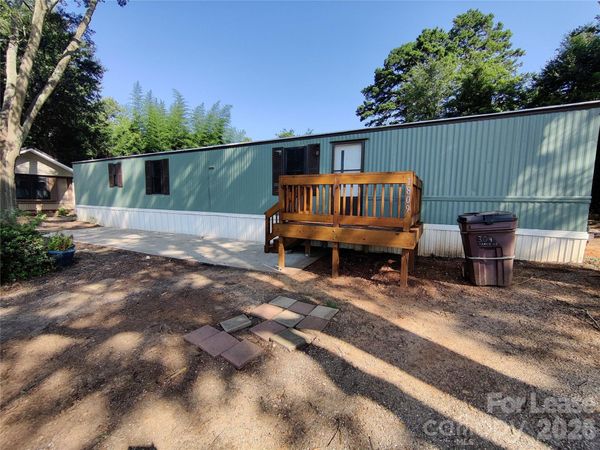 1809 Dallas Stanley Highway , Stanley, NC 28164