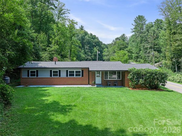 101 Sam Robertson Road, Burnsville, NC 28714