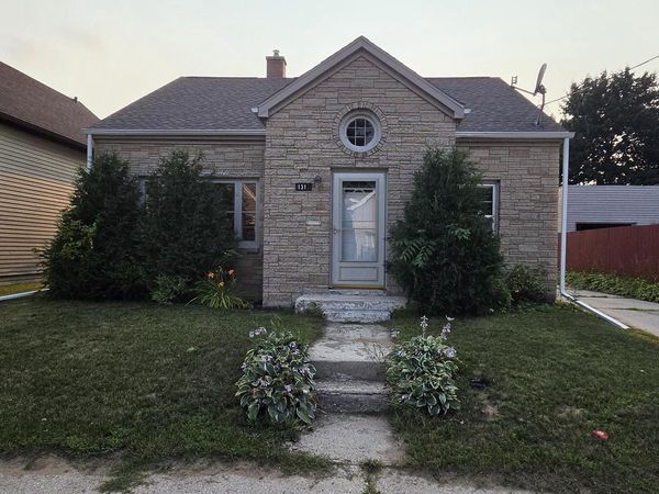 1312 S 18th STREET, Manitowoc, WI 54220