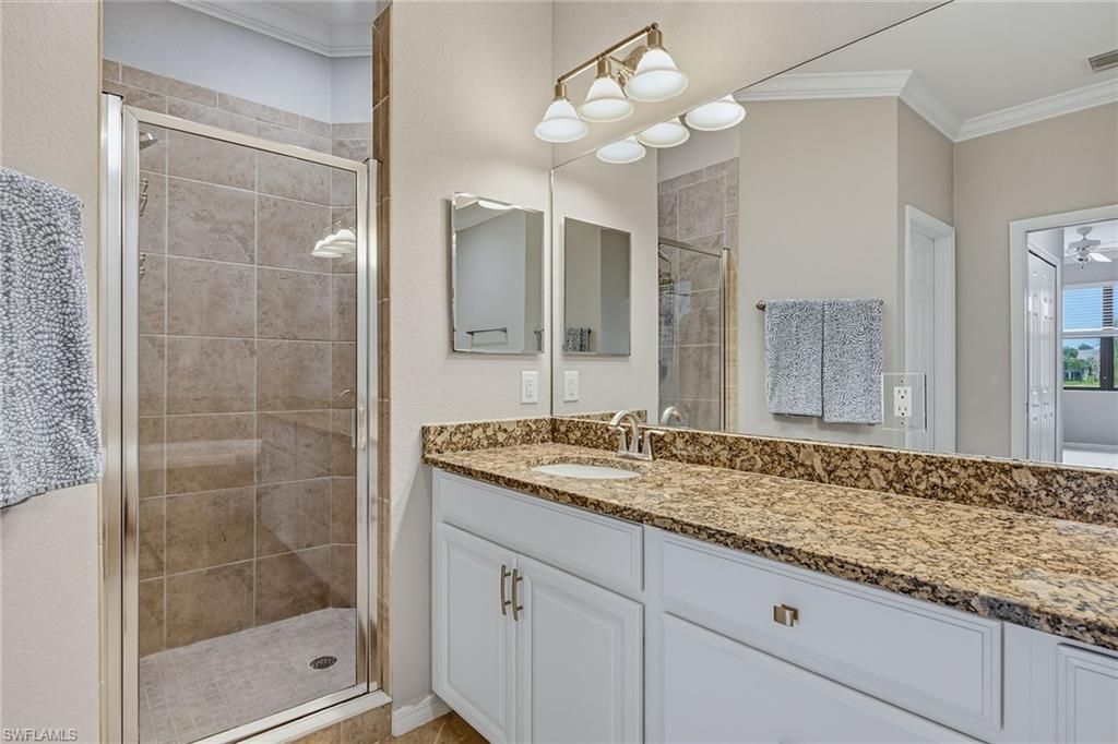 3153 Aviamar Cir, Unit 202, Naples, FL 34114 Photo
