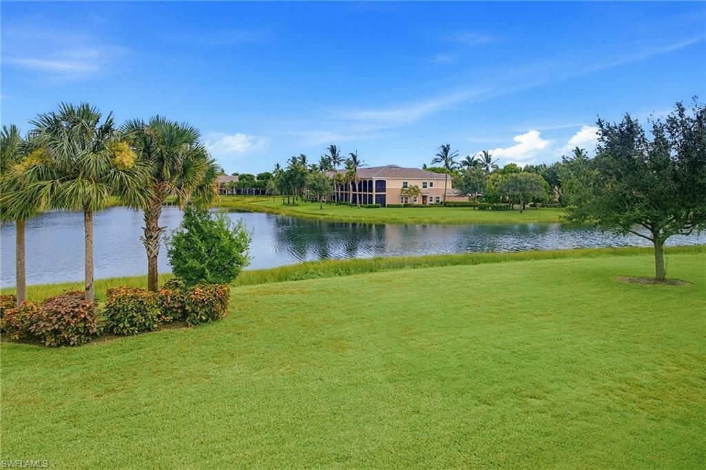 3153 Aviamar Cir, Unit 202, Naples, FL 34114 Photo