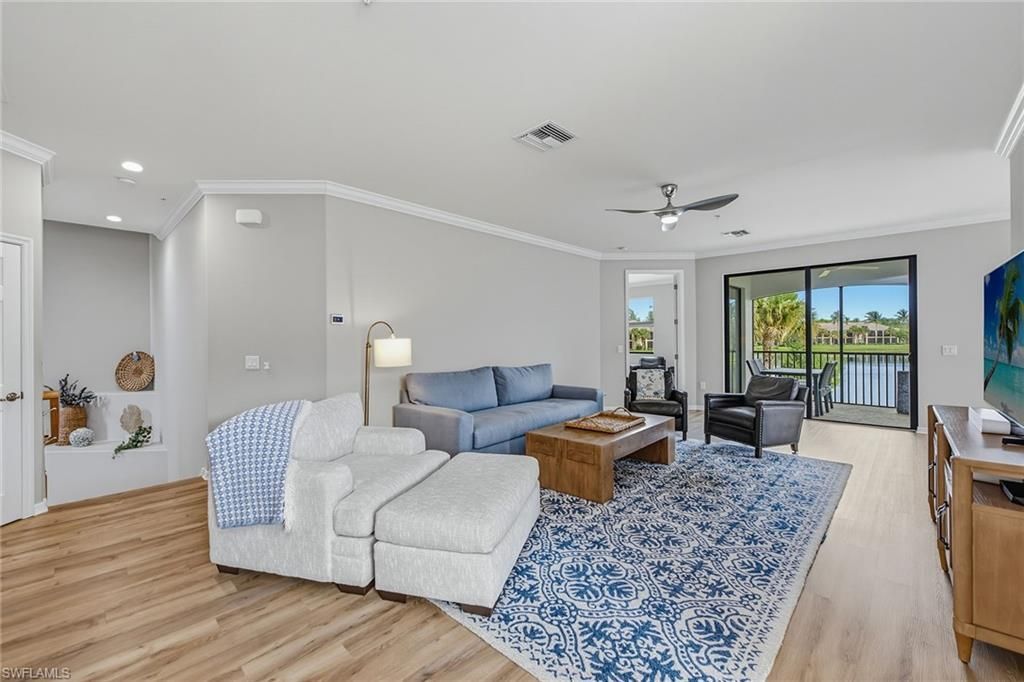 3153 Aviamar Cir, Unit 202, Naples, FL 34114 Photo