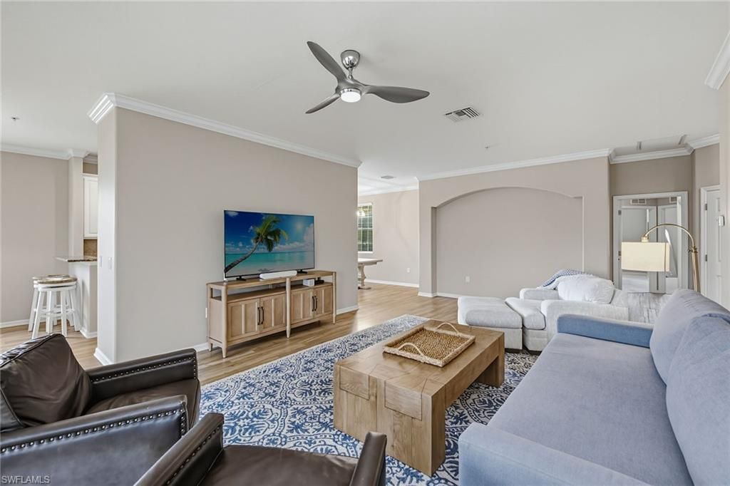3153 Aviamar Cir, Unit 202, Naples, FL 34114 Photo