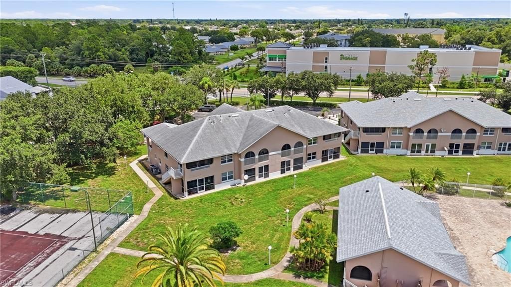 20 Cosmopolitan Dr, Unit 6, Lehigh Acres, FL 33936 Photo