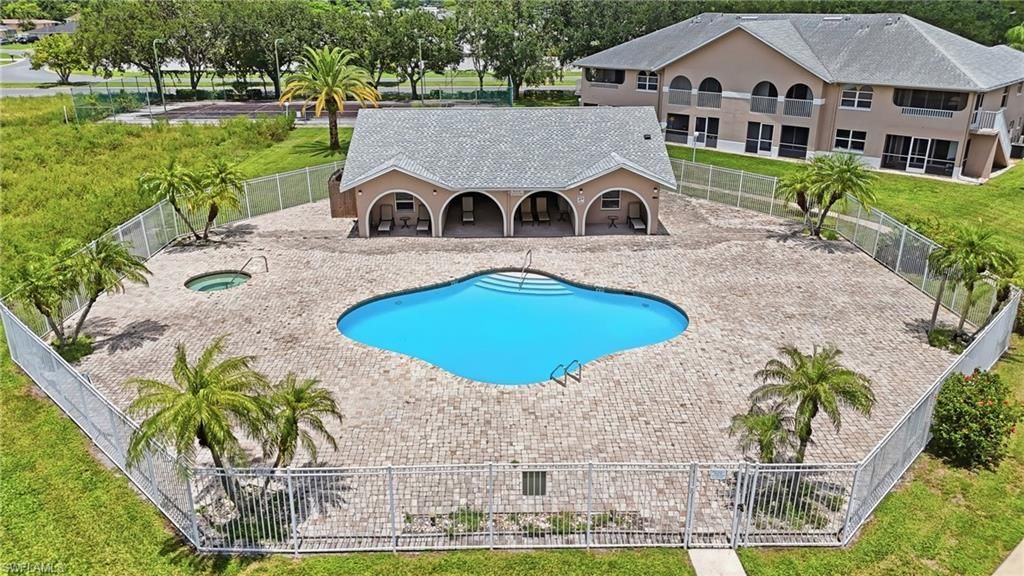 20 Cosmopolitan Dr, Unit 6, Lehigh Acres, FL 33936 Photo
