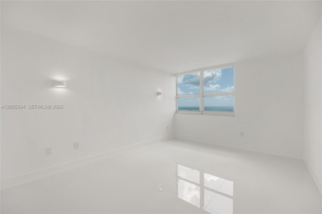650 West Ave , Unit 3008, Miami Beach, FL 33139 Photo