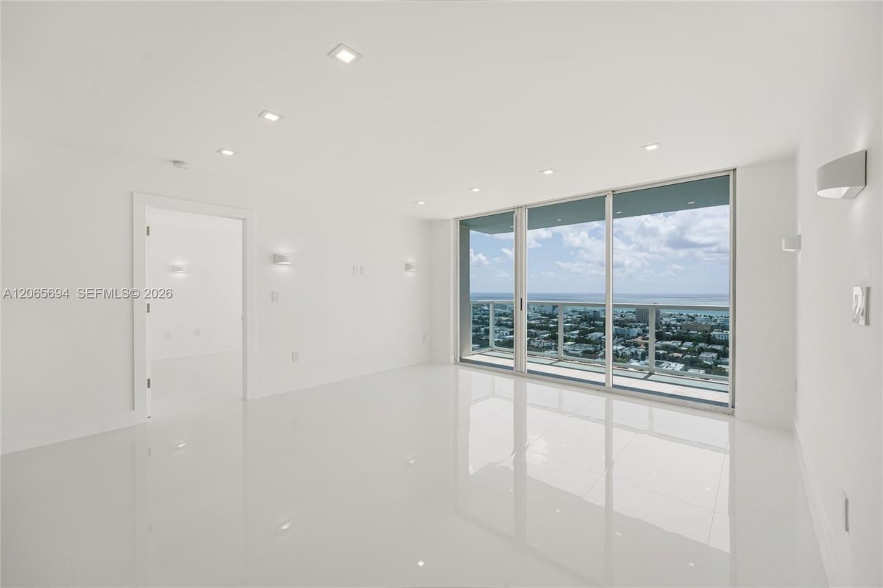 650 West Ave , Unit 3008, Miami Beach, FL 33139 Photo