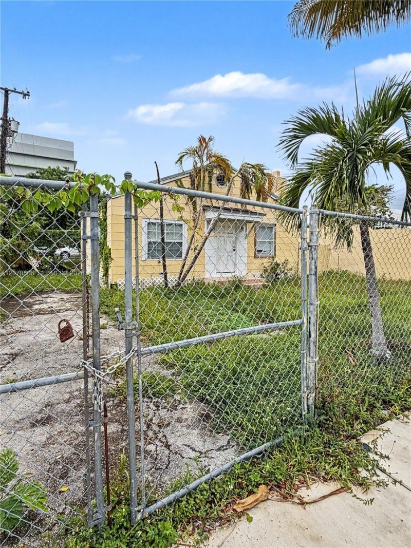 Please Call For Address, Miami, FL 33125 Photo